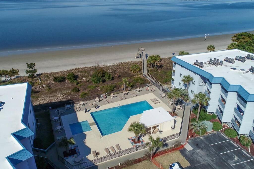 Private Balcony - Beach - Pool And Pickleball Apartment Tybee Island Exterior photo